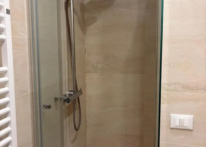 Ah Trevi בית הארחה 4*